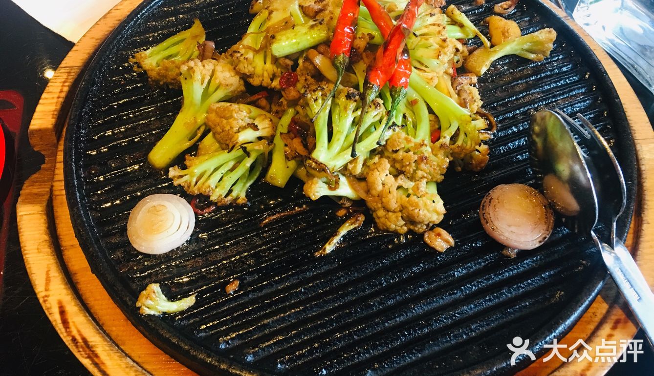 帝都经典永远存在的大董烤鸭融合菜