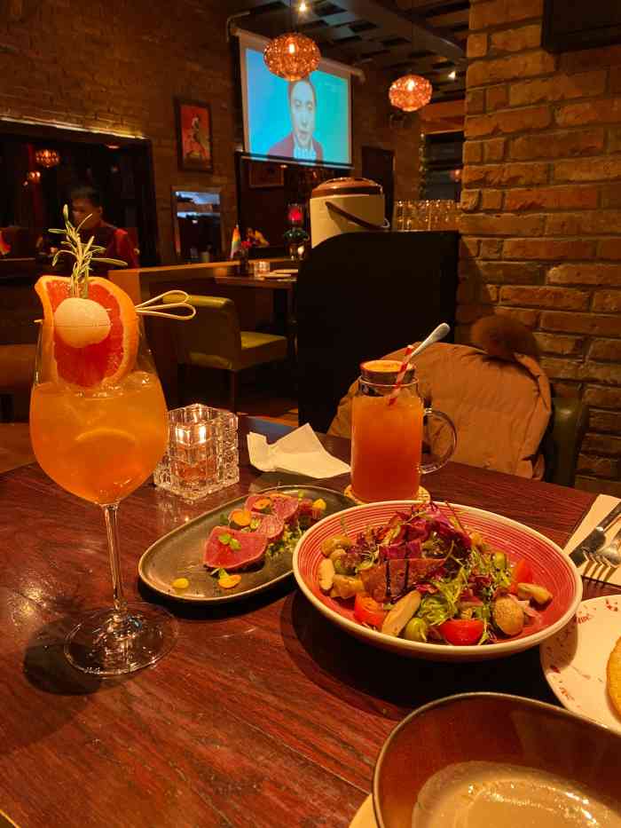 brownstone tapas&bar 布朗石西班牙餐厅酒吧(紫峰店)-"海鲜饭好吃!