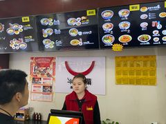 -牛一嘴·兰州牛肉面·大盘鸡(财富中心店)