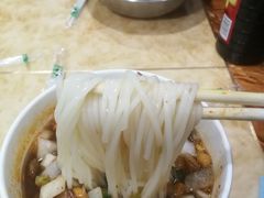 -覃肥叔桂林米粉(粮道街店)