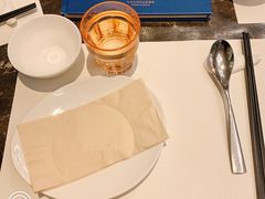 -港丽餐厅(高德置地店)