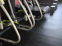 -英特健身俱乐部