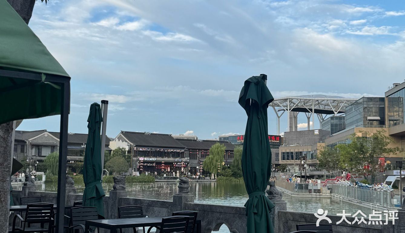 合肥新的妻子出现了 人均几十