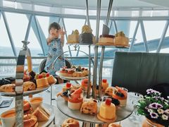 -广州塔卢特斯法国旋转餐厅