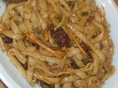 土匪炒河粉-龙头烤羊排•烤全羊•精酿扎啤(厦滘店)