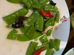 -东口码头·烧鸽子·鱼头泡饼·地方菜(金鹰悦城店)