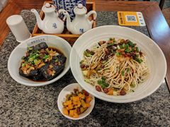 -湘下佬·老长沙吃货铺(顺成·大融城店)