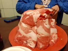 -洞庭洲·防空洞火锅·烧烤·铜锅涮肉(新百广场店)