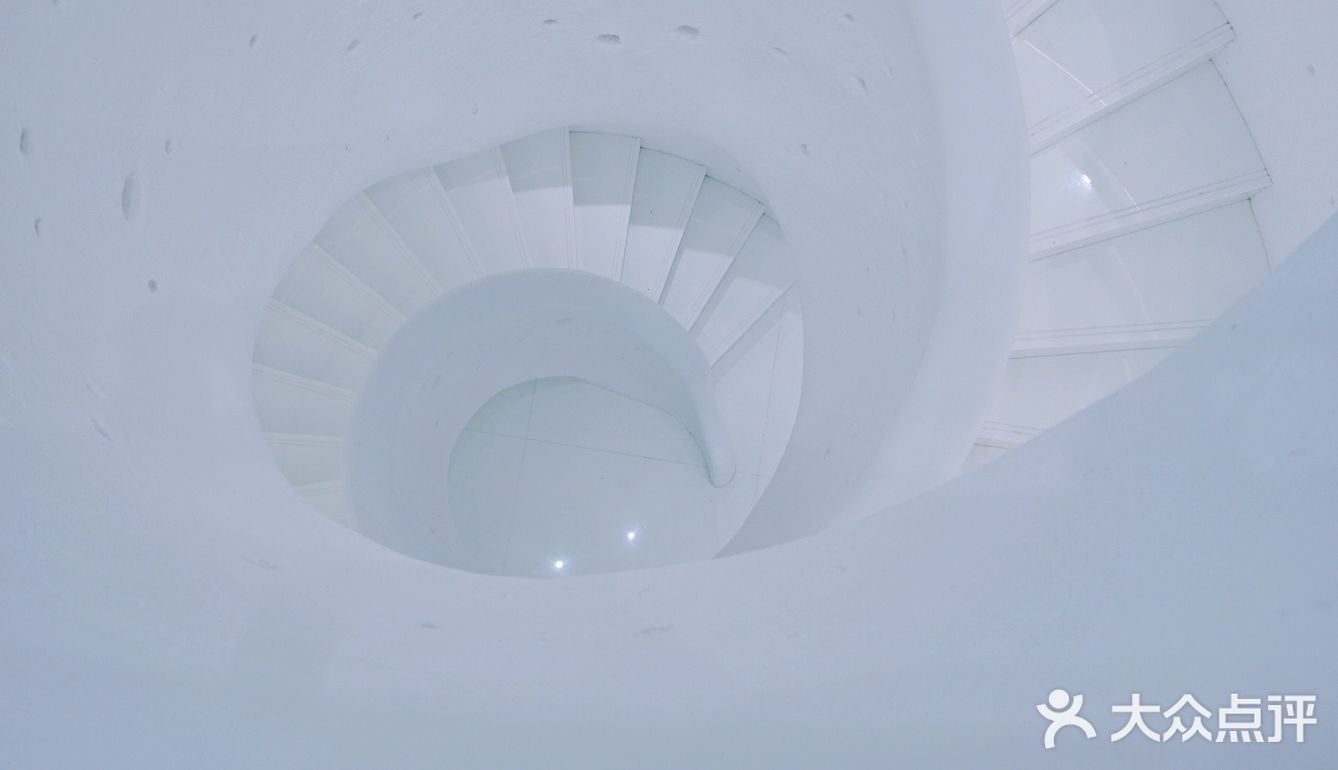 探店北京 | 北欧既视感🎞市中心的纯白艺术洞穴🏰拍照圣地