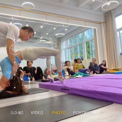 -亚太瑜伽普拉提学院