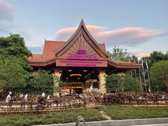 -西双版纳融创皇冠假日度假酒店