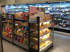 -全家便利店(上海南站站店)