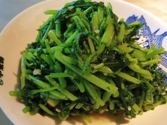 蒜泥茼蒿-小菜园新徽菜(无锡宜家荟聚中心店)