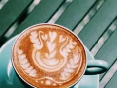 榛子味拿铁-星巴克(杭州大厦C座店)