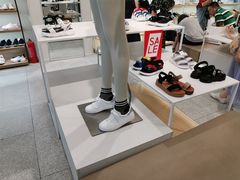 -hotwind热风(国际商场店)