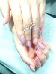 -生活美一点玉指间美甲美睫