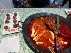 -肖婷姐大铁锅重庆火锅(南湖店)