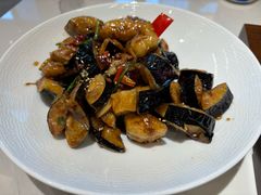 -梅飞酒家(名辉豪庭店)