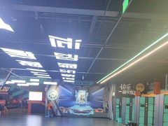 -极限PLAY运动娱乐新世界·团建派对潮玩休闲馆·室内蹦极高空游乐园
