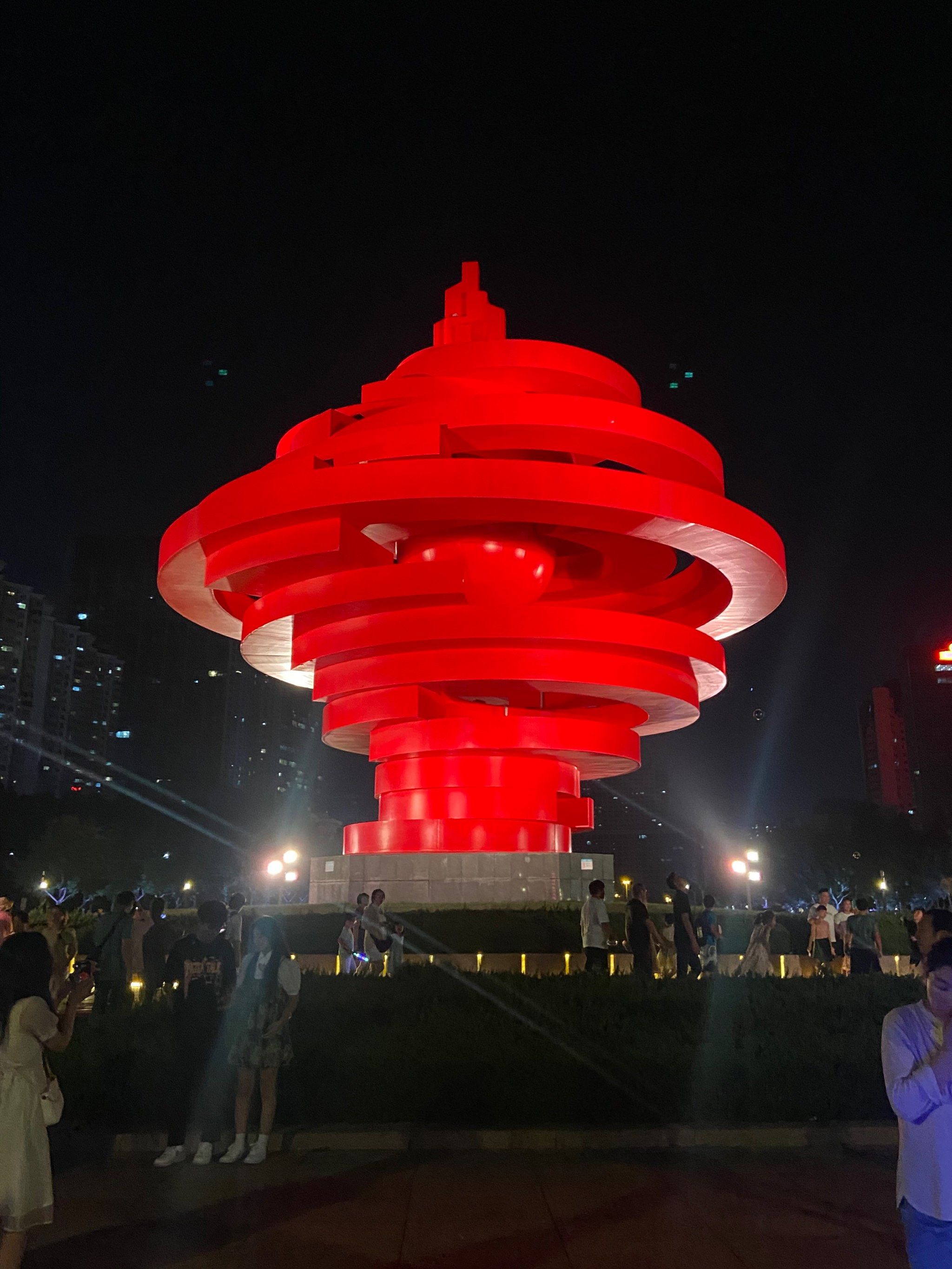 夜色中的五四广场78
