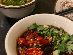 -小志家.鲜牦牛肉牛杂火锅野生菌汤锅