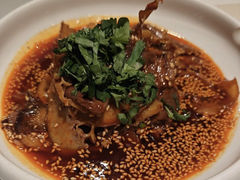 -首秀·四川料理(吾悦广场店)