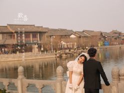 -二十一世纪婚纱摄影(省府前街店)