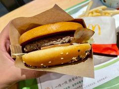 -麦当劳(金狮广场店)