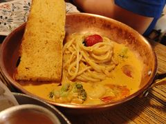 -I HOLIC艾豪丽披萨(KKone店)