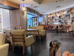 -必胜客(打浦桥日月光店)