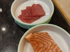 -川骄海鲜自助(王府井奥莱UP TOWN店原世界之花店)