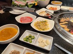 -木槿花韩式炭烤·熟成肉工坊(孙文东路店)