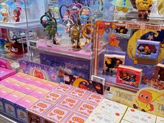 -泡泡玛特POPMART(凯德大峡谷店)