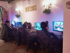 -SIX电竞·卓威600hz(闽江二路店)