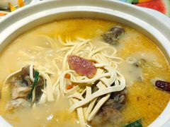 -骨捞专家·金华砂锅(西田城购物中心店)
