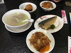 -胡须张鲁肉饭(美食文化馆店)