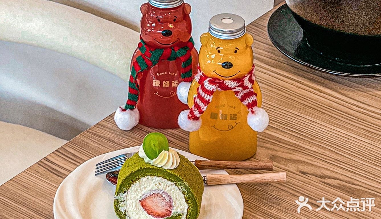 好治愈的小熊果汁🍹，更有¥1⃣️元秒牛油果🥑果汁系列‼️