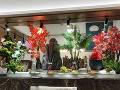 -金马门国际美食百汇(珞喻路店)