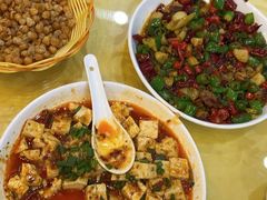 -乡土特色.冷锅鱼.牦牛肉汤锅