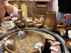 -阿山卓·野生菌火锅·纳西火塘烤肉