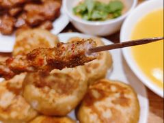 -清真吴记门钉肉饼·喜多利