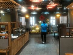 -锅来乐地锅鸡(安亭店)