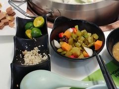 -洪氏嗨捞·猪肚鸡火锅(阳光天地店)