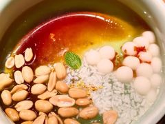 -吃饭皇帝大(长宁龙之梦店)