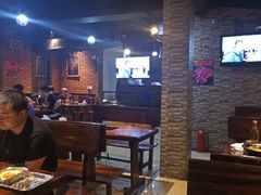 大堂-新疆烧烤王(广灵店)