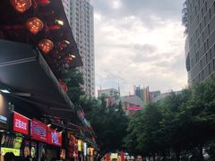 -八一好吃街·高品美食广场