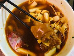 -汇吃汇喝美食街(上海建发浦悦荟广场店)