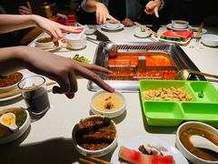-海底捞火锅鲜切牛肉主题店(长寿路店)