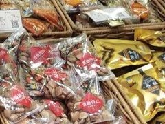 -来伊份LYFEN(新安江街店)