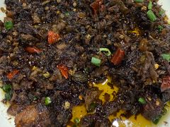 外婆菜红烧肉-辣螃铠盆盆蟹大排档(总店)